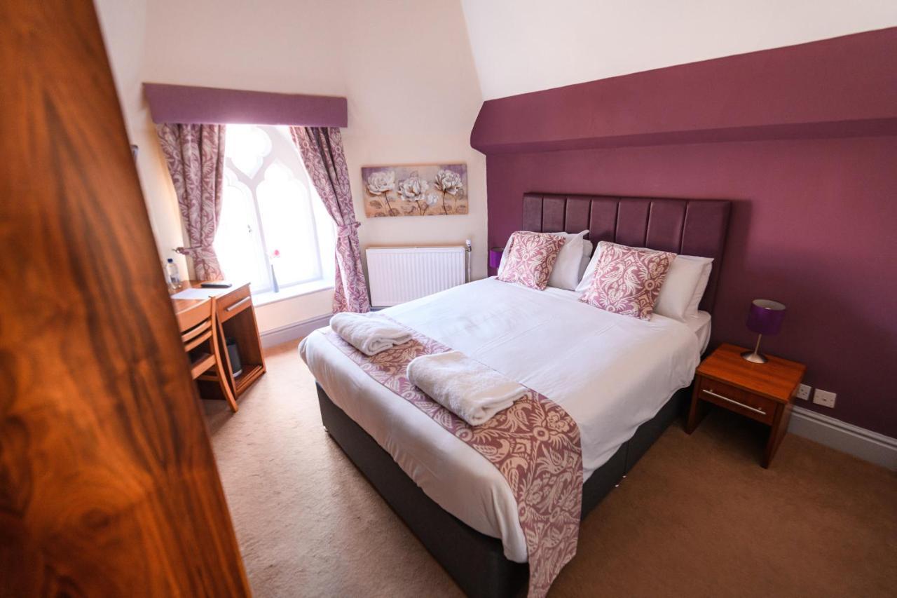 The Lemon Tree Hotel Wrexham Buitenkant foto