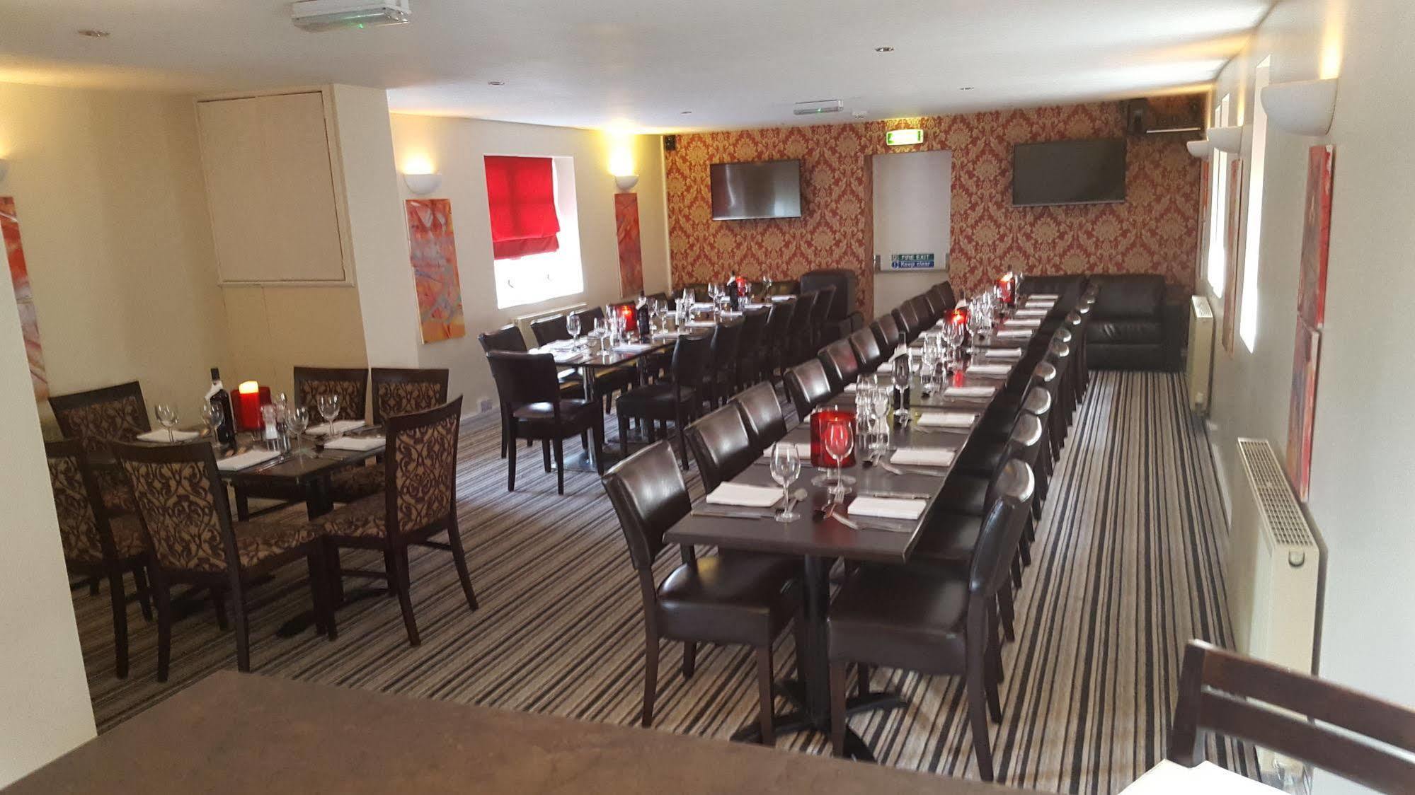 The Lemon Tree Hotel Wrexham Buitenkant foto