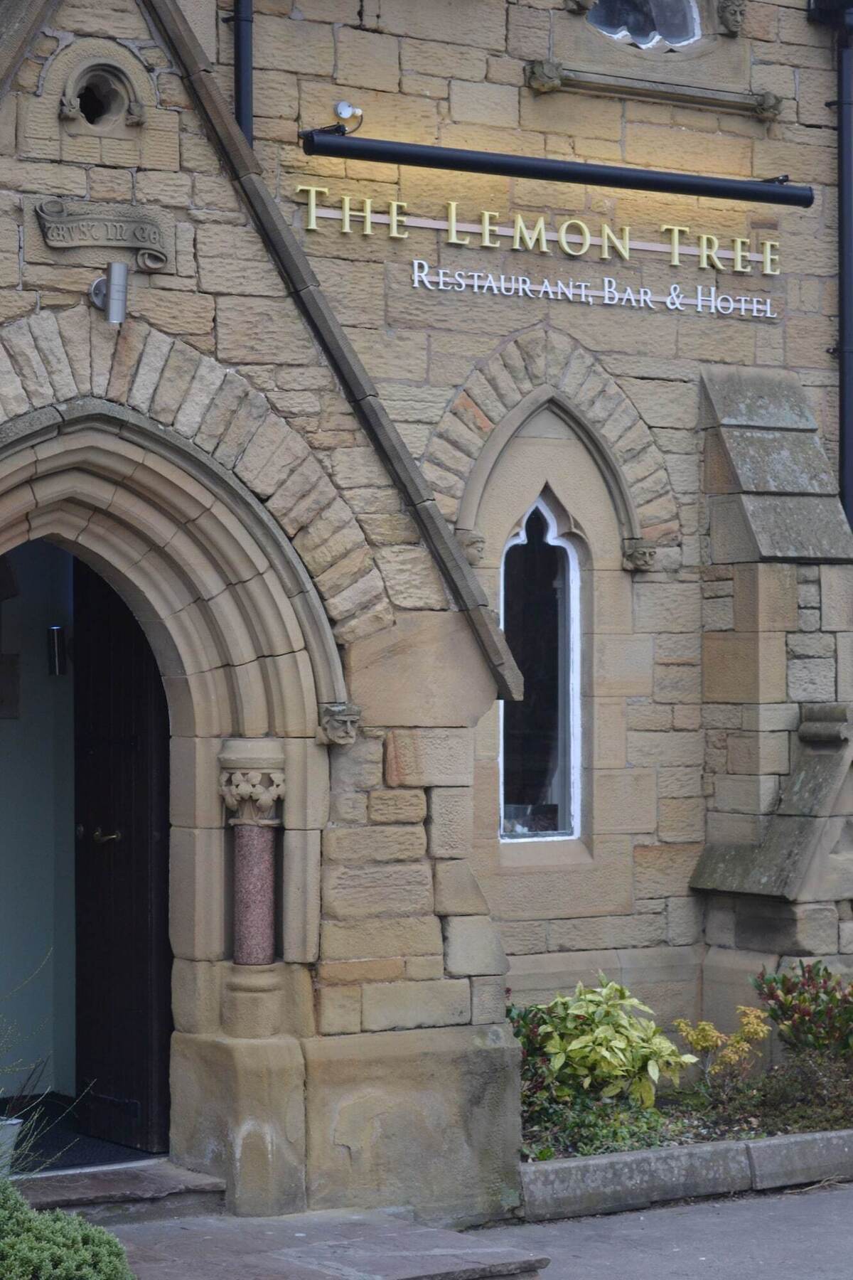 The Lemon Tree Hotel Wrexham Buitenkant foto