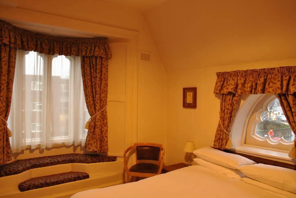 The Lemon Tree Hotel Wrexham Buitenkant foto